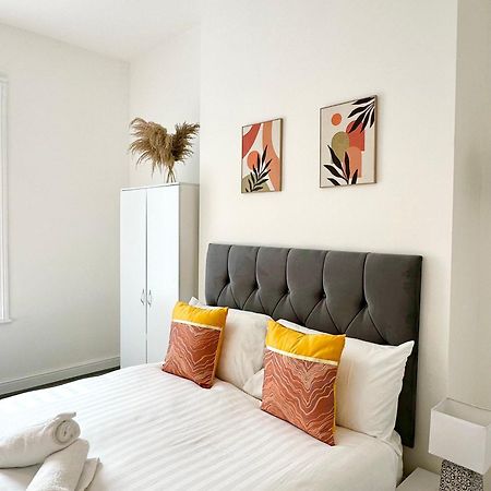 Вилла Cosy & Modern 4Bd House Near Anfield Stadium Ливерпуль Экстерьер фото