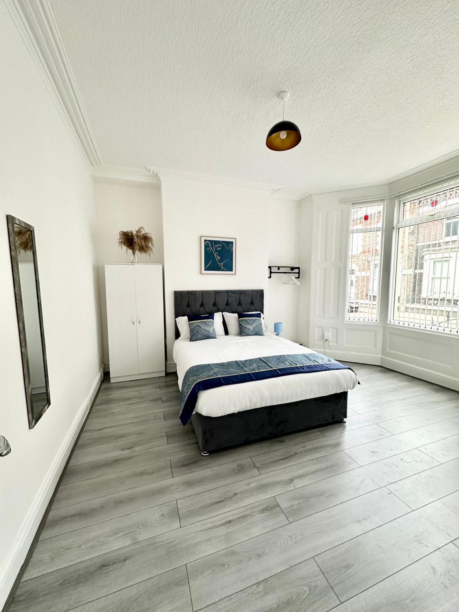 Вилла Cosy & Modern 4Bd House Near Anfield Stadium Ливерпуль Экстерьер фото